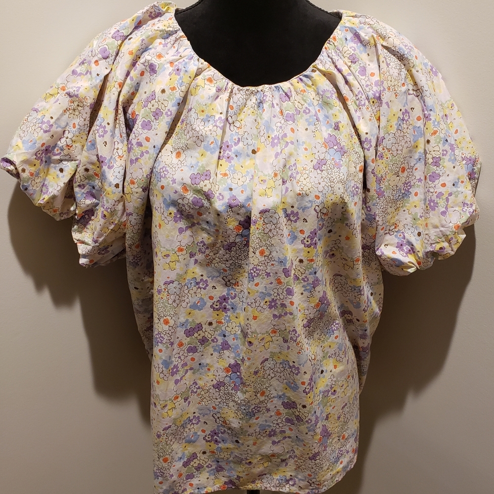 Levi's Women's Akiko Blouse - Picture 7 of 11